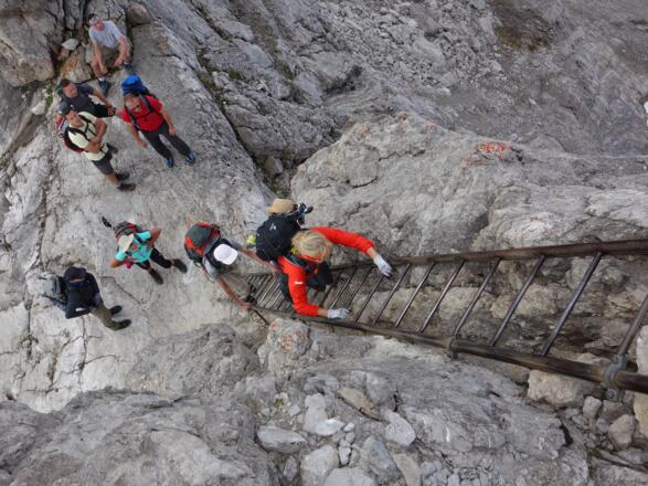 Es geht eine Leiter hinauf...