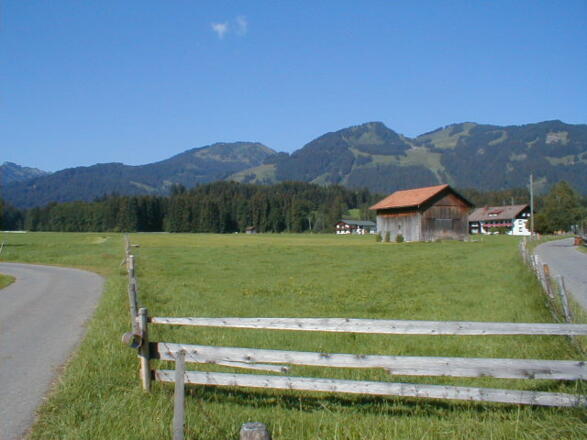 Achweg in Richtung Fischen
