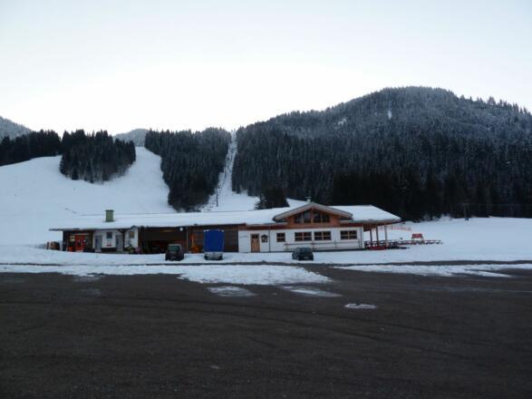 Beginn des Anstiegs auf der Piste