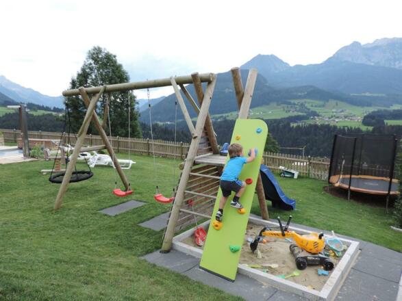 Erlebnis im Garten &amp; Sandkiste