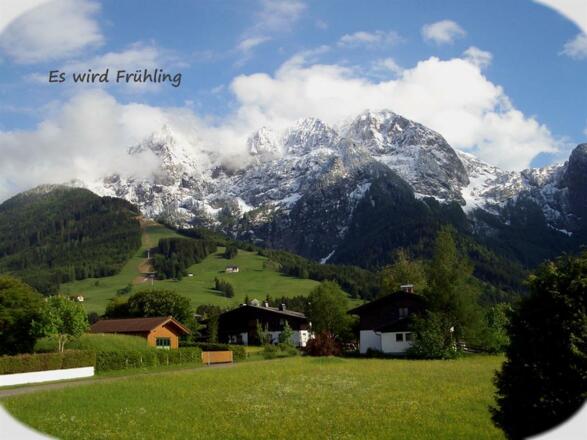 Frühling - Ausblick auf die Berge