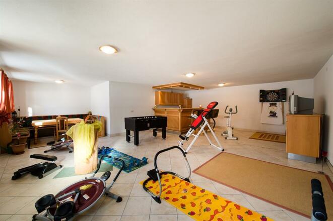 Hoppy und Freizeitraum