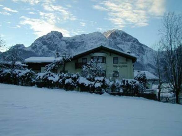 Haus Alpenglühn Rückenansicht