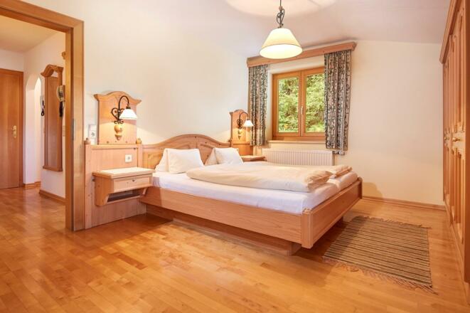 TraunsteinSchlafzimmer2