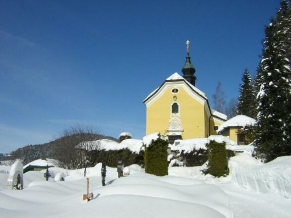 Kirche im Winter