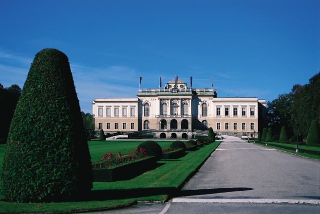 Zufahrt Schloss Klessheim