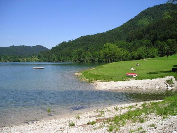 Liegewiese - Badeplatz Hirschpoint