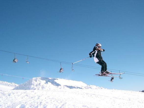 Sprung über die Schanze - Sport Franky