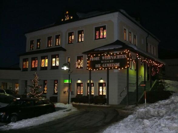 Adventbeleuchtung am Gemeindezentrum