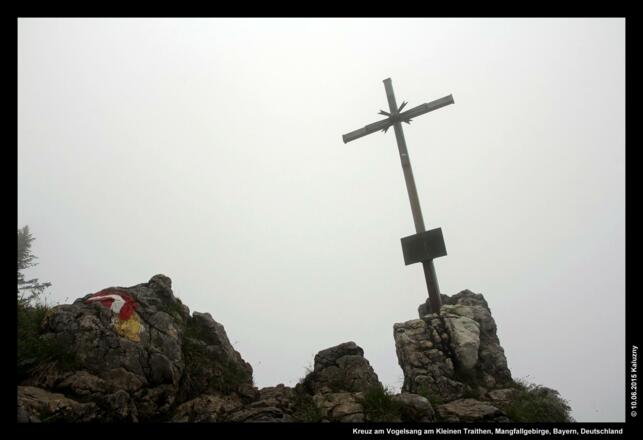 Kreuz am Vogelsang am Kleinen Traithen, Mangfallgebirge, Bayern, Deutschland