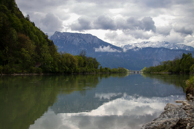 Inndamm, Oberaudorf, Kaiserblick im Frühjahr