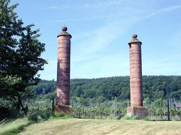 Der Galgen oberhalb von Wörth.