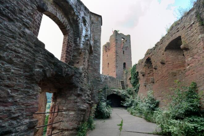 Henneburg in Stadtprozelten