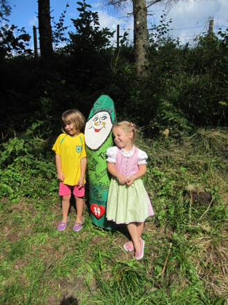 Kinder bei den Zwergen