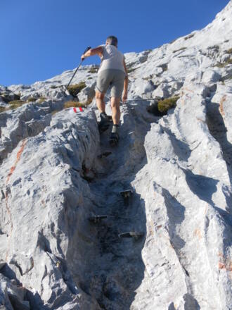 Steighilfen in Wasserrillen