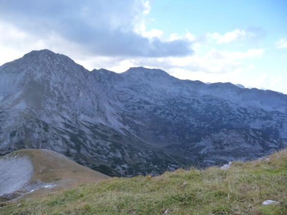Blick auf Fritzerkogel (2360m) und Bleikogel (2411m)