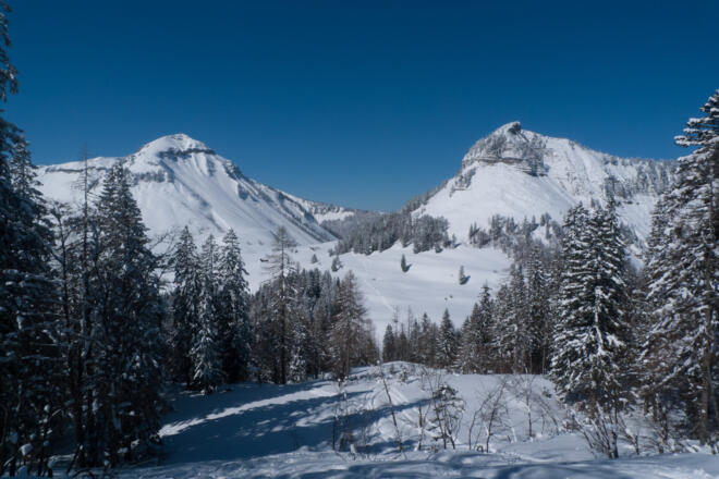 Toller Ausblick auf Gennerhorn (links) und Holzeck (rechts)