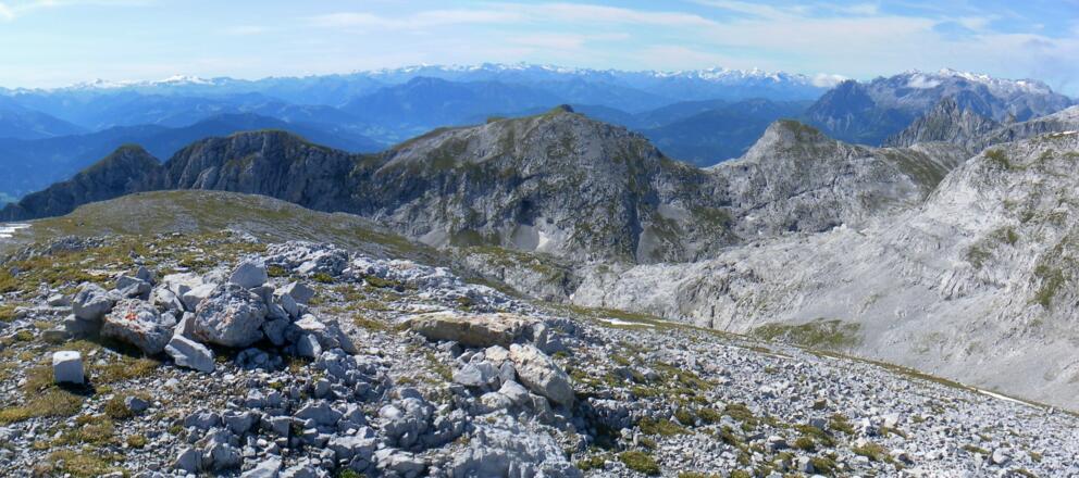 Südpanorama: Hohe Tauern und Hochkönig hinter Brietkogel, Schartwand und Schubbühel