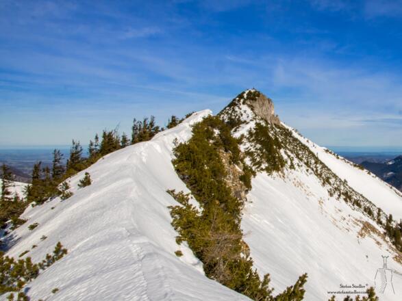 Der Grat führt nicht zu verfehlen auf das Gruberhorn.