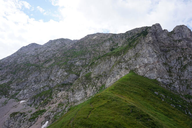 Am Firstsattel, Blick hinauf zur Tagweide