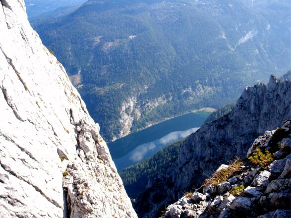 Tiefblick zum Gosausee