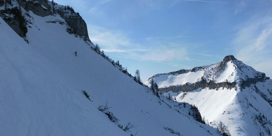 Nordflankenabfahrt mit Blick zum Gruberhorn