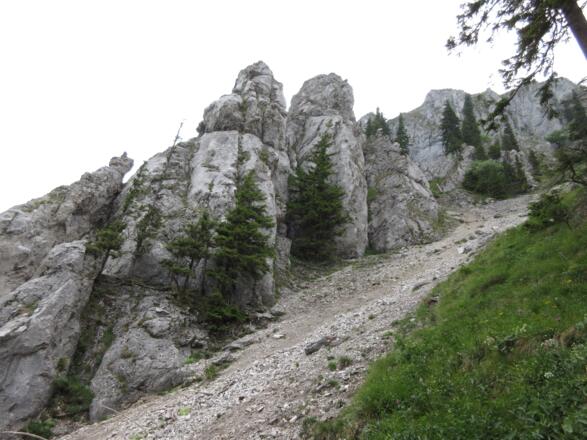 der Südgrat von Osten während des Zustieg