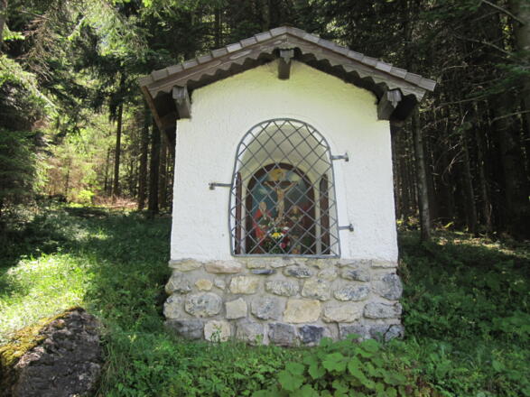 Bildstock am Waldrand