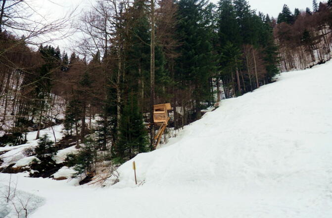 Steilstufe Piste links umgehen (1040 m)