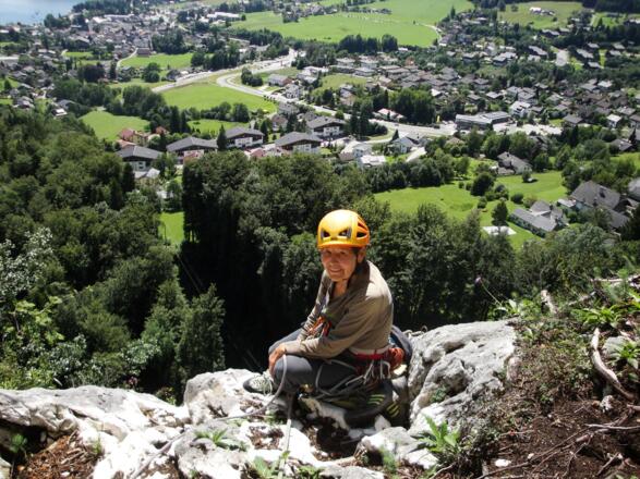 Beim Wandbuch kann man den Blick auf St. Gilgen genießen.