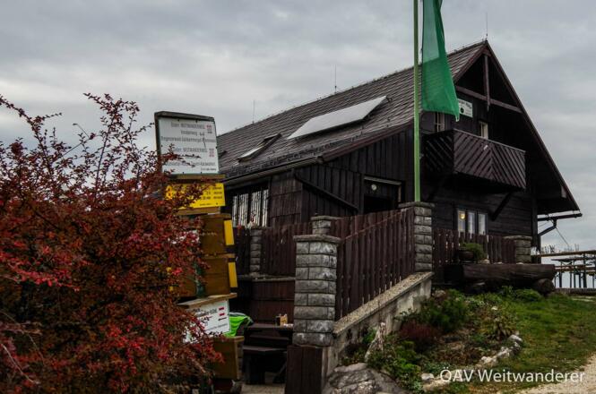 Die Grünburger Hütte am Weg von Molln nach Ternberg