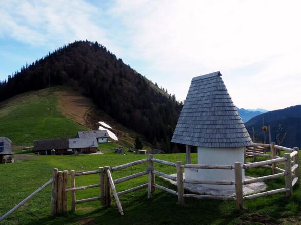 Hochwieseralm mit Kapelle