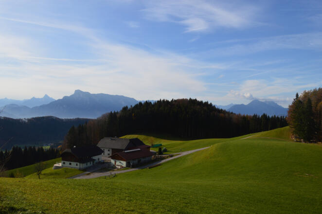 Ein Bauernhof entlang des Weges