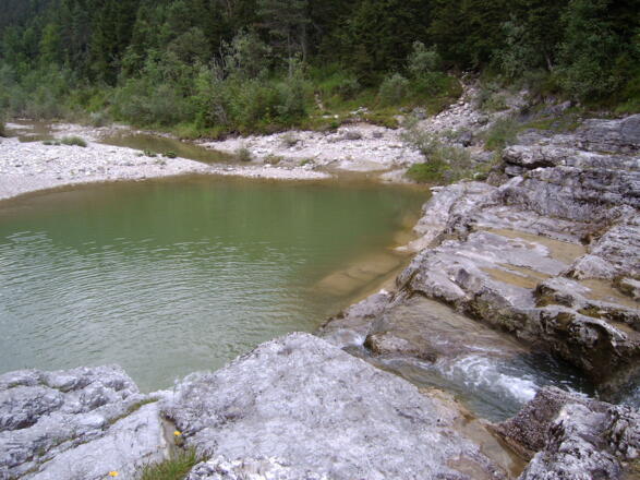 Wassergumpen im Felsenbad