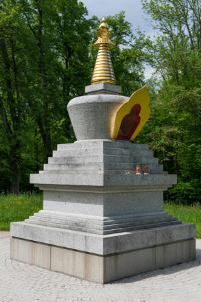 buddhistische Stupa auf dem Mönchsberg