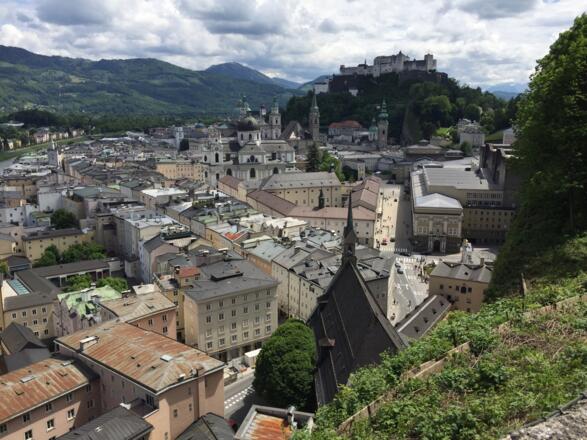 Salzburger Altstadt vom Mönchsberg