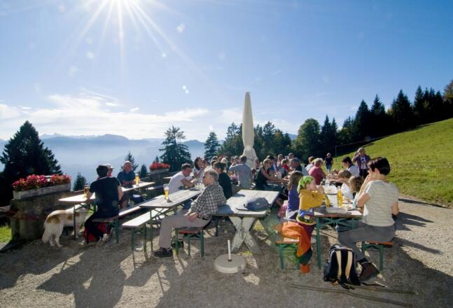 Agersgschwendt-Alm Sonnenterrasse