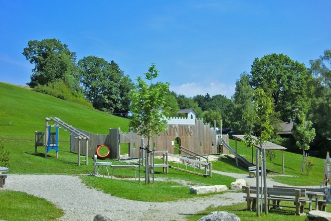 Station 13: Spielplatz