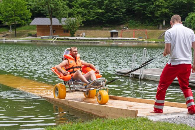 Strandrollstuhl - Baden für Alle