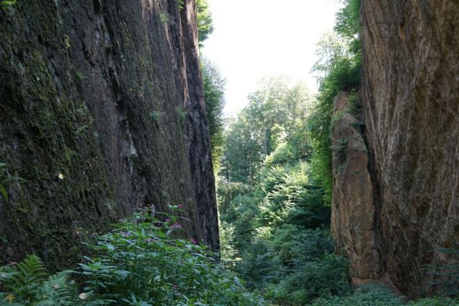 Wolfsschlucht Neubeuern Schiffleutwanderweg Station 8