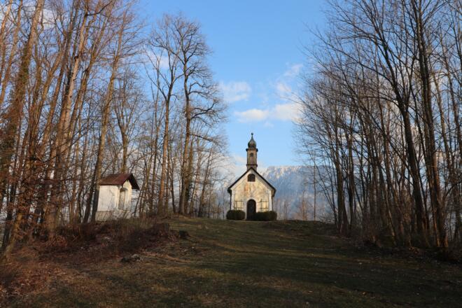 Florianikapelle mit Blick auf den Zahmen Kaiser