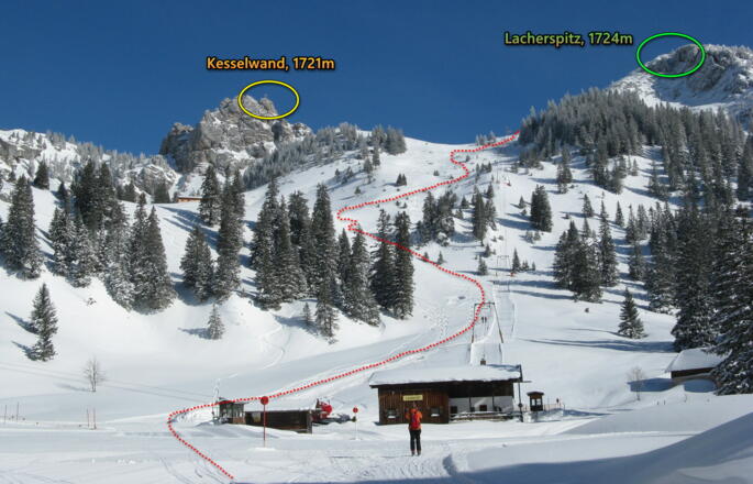 Bei den Wendelstein Almen; gut einzusehen der Routenverlauf links vom Lacherlift!