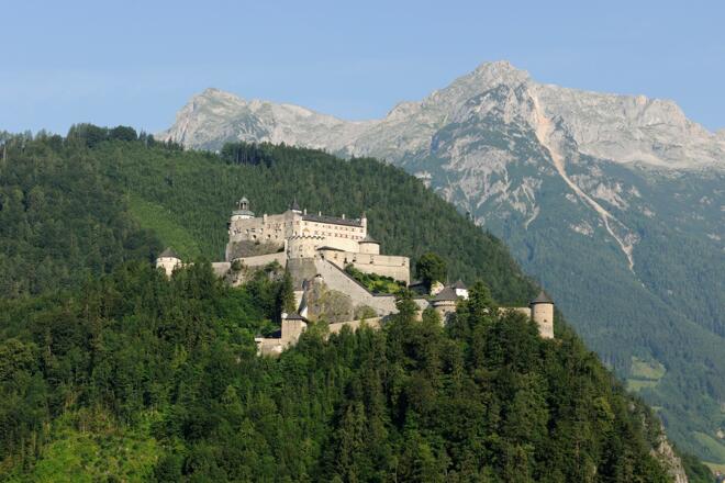 Die Burg Hohenwerfen aus der Luft