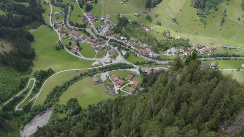 Zillertal Urlaub: Wandern im Naturpark und Skifahren das ganze Jahr 🏔