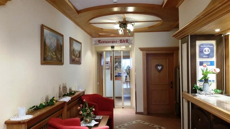 Alpin-Hotel Schrofenblick