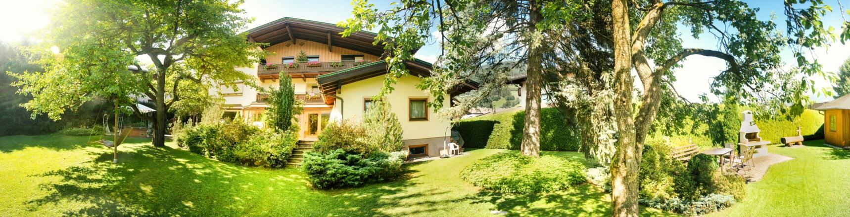 Haus Wegscheider im Sommer