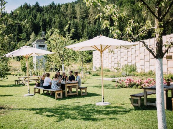 GRÜNE ERDE-WELT Bio - Bistro im Garten