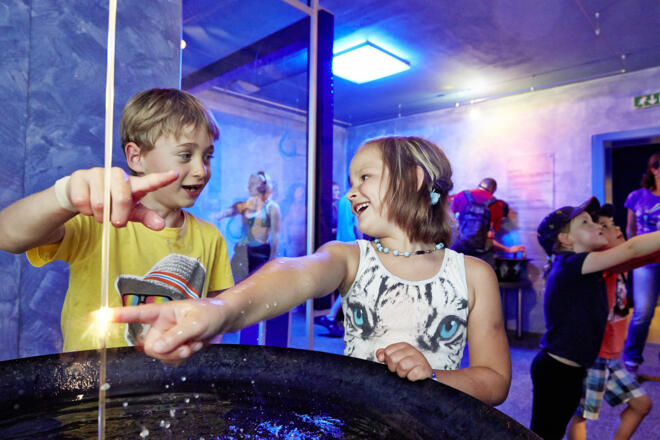 Experimentieren mit Wasser