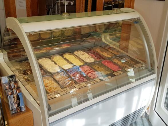Café Konditorei Jöchtl - selbstgemachtes Eis