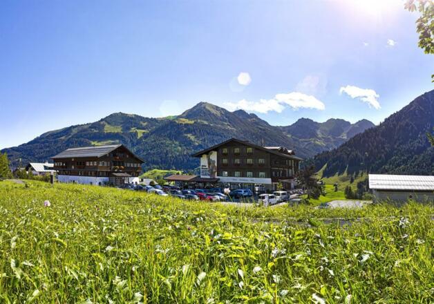 Hotel Alte Krone Sommer